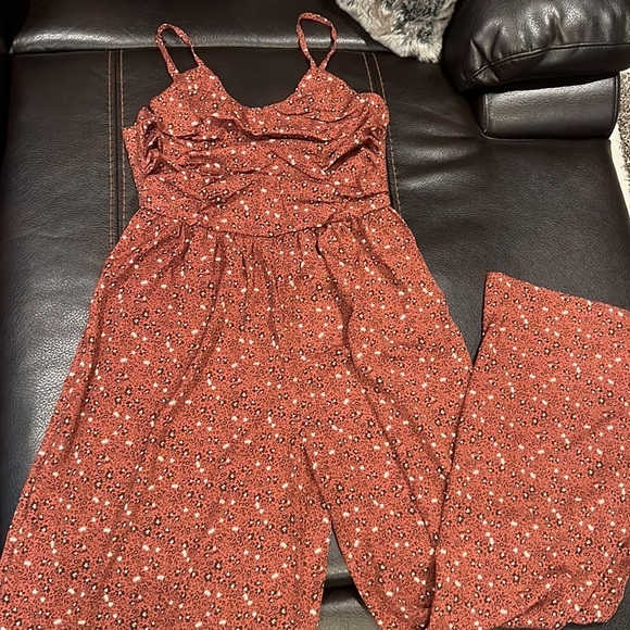 SHEIN Pants - NEW Floral Romper